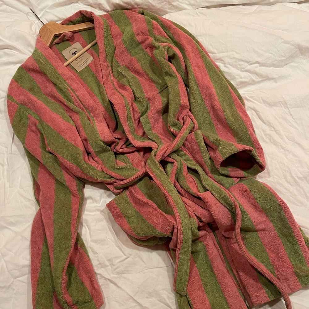 OAS The Berry Robe